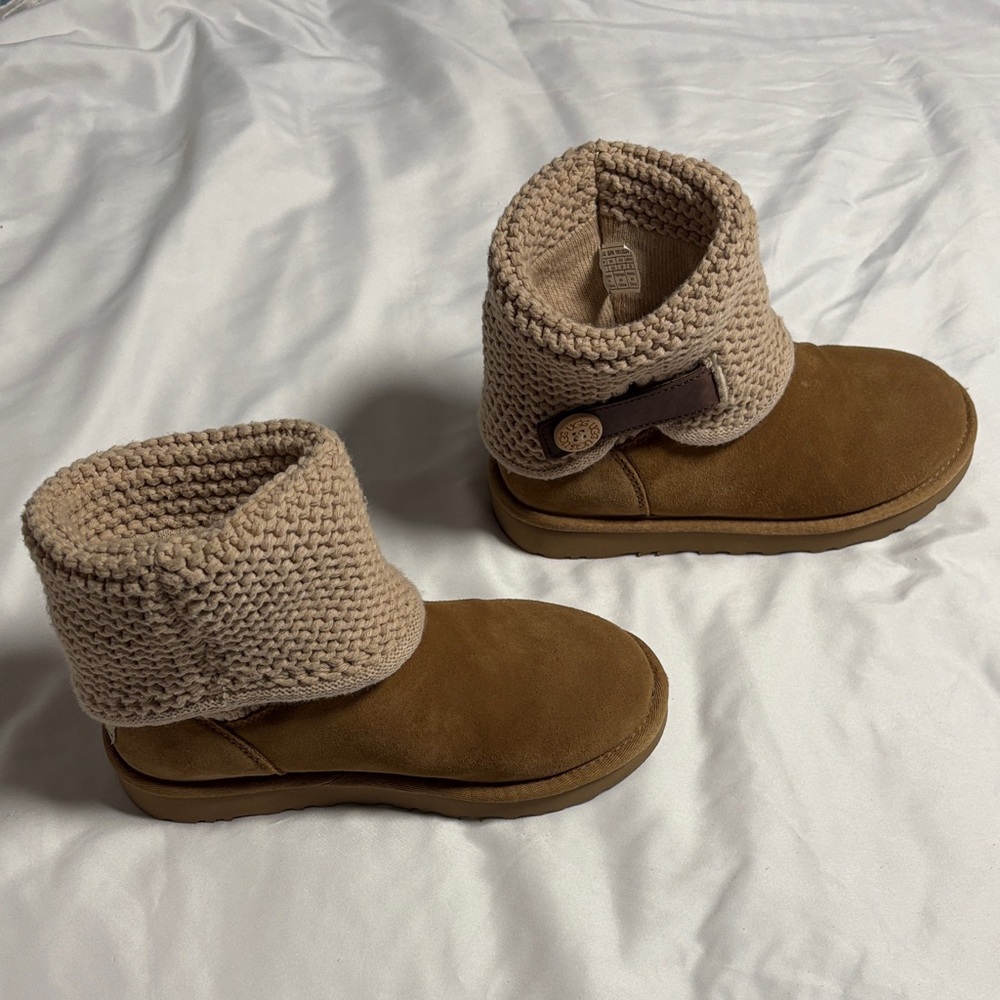 UGG Chrochet Cozy Tan Knit Cuff Boots